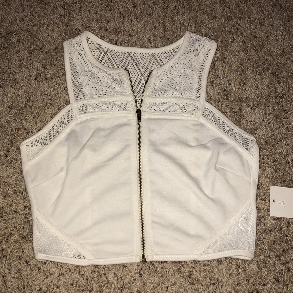 White crop top